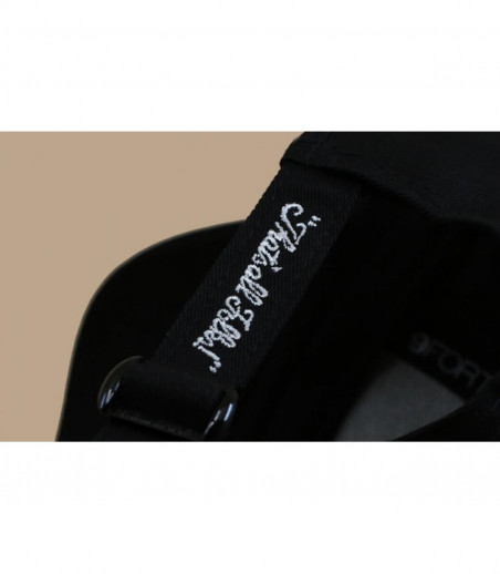 New Era Lonney Tunes 940 black New Era Lonney Tunes 940 black